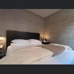 Mh Design Naples